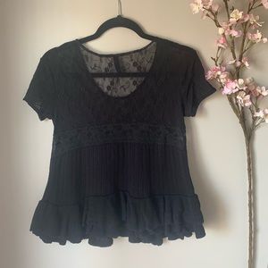 FREE PEOPLE / BLACK LACE PEPLUM TEE SZ XS